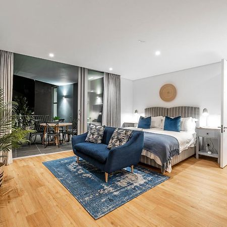 17 Marine, 2 Bedroom Sea-Facing Apt101 Hermanus Kültér fotó