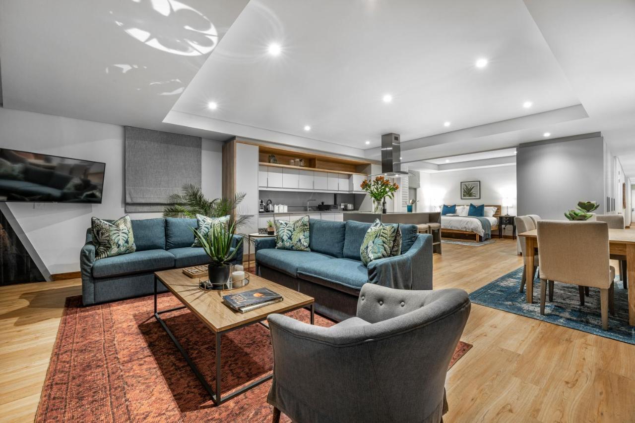 17 Marine, 2 Bedroom Sea-Facing Apt101 Hermanus Kültér fotó